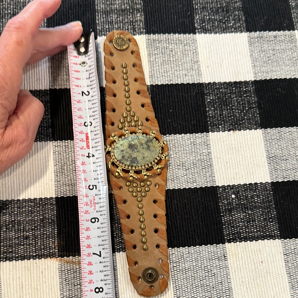 Lucky Brand Tan and Gold Bracelet - Picture 4 of 5